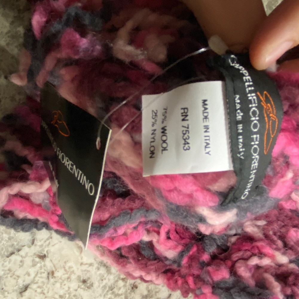 Made in Italy Wool Blend purple Scarf - Picture 3 of 8